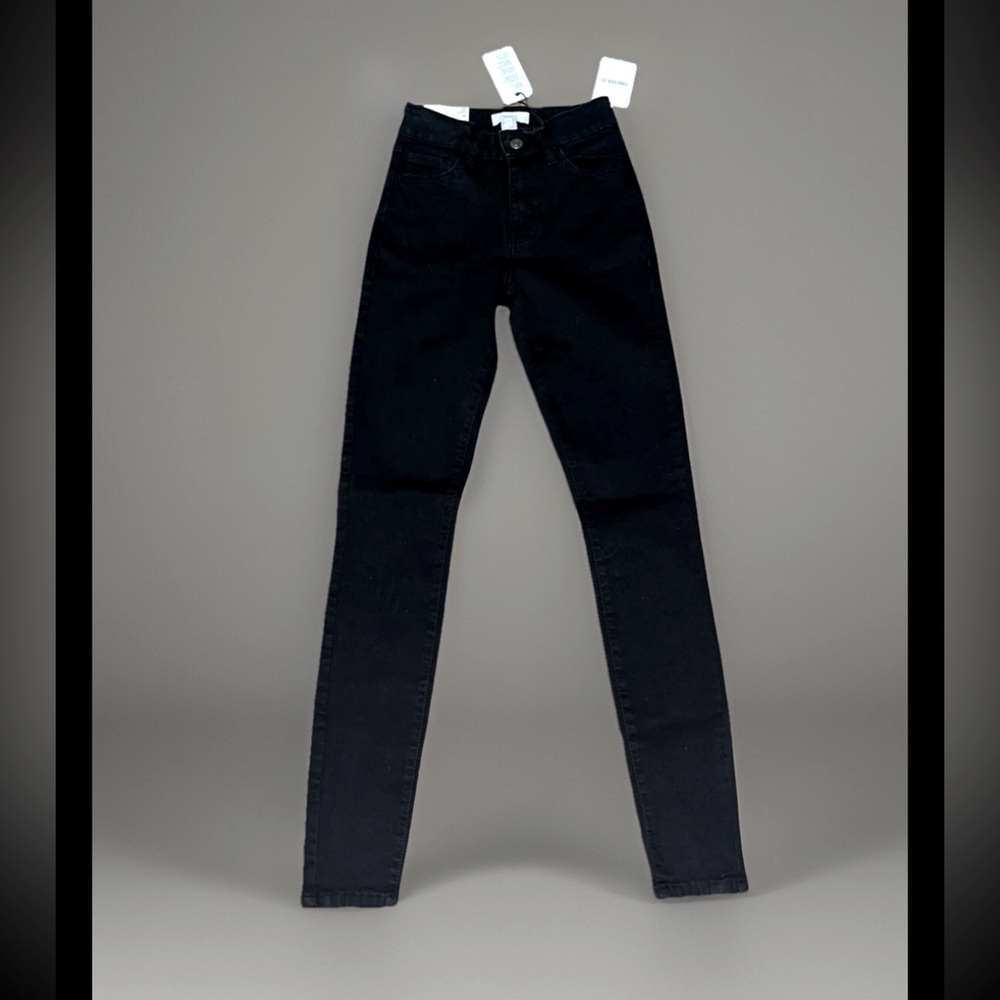 Forever 21 Mid-Rise Skinny Denim Jeans 5-Pockets Button fly Zip Up Straight Leg